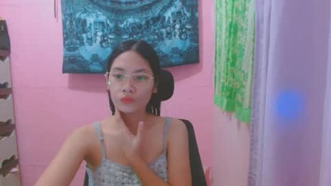 Mia online show from 07/01/26, 05:31