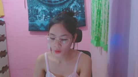 Mia online show from 07/07/26, 06:47