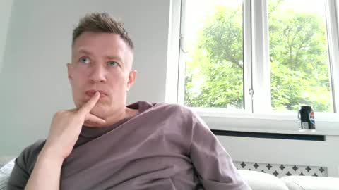sweetsinner83 online show from 06/16/26, 07:16