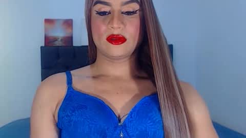 SOFIA  online show from 09/18/25, 06:32