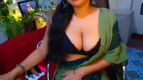 Snapshot of sweetsour18 chatting on 09/21/25, 11:39 SweetSour online show from 09/21/25, 11:39