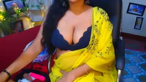 Snapshot of sweetsour18 chatting on 10/08/25, 01:14 SweetSour online show from 10/08/25, 01:14