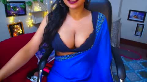 Snapshot of sweetsour18 chatting on 11/01/25, 12:34 SweetSour online show from 11/01/25, 12:34