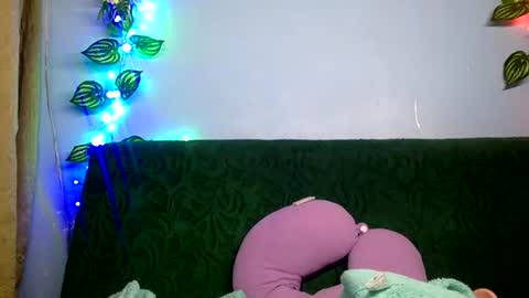 spicy online show from 02/09/25, 03:32