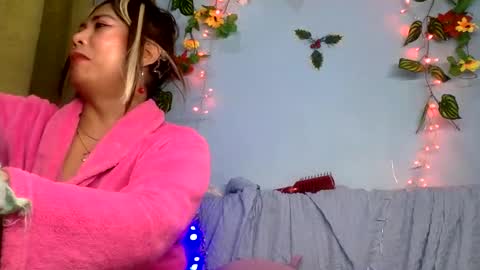 spicy online show from 02/24/25, 10:04