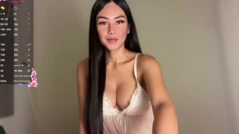 Snapshot of sweetsugar_xx chatting on 05/19/26, 12:38 Sugar online show from 05/19/26, 12:38