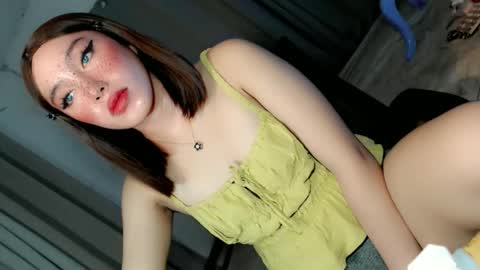 Snapshot of sweetsugarplum1 chatting on 06/05/26, 03:02 FATIMA online show from 06/05/26, 03:02