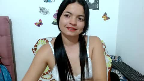 Snapshot of sweett_2026 chatting on 04/20/26, 02:03 sweet online show from 04/20/26, 02:03