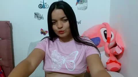 Snapshot of sweett_2026 chatting on 05/17/26, 11:23 sweet online show from 05/17/26, 11:23