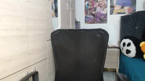 sweett_candy1 online show from 11/30/25, 02:37