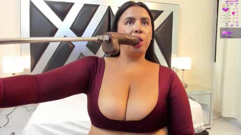    1430 - 22-00 online show from 11/12/25, 04:57