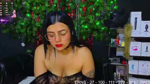Snapshot of sweett_mollyy chatting on 02/13/26, 11:23 Molly - INDEPENDENT MODEL online show from 02/13/26, 11:23
