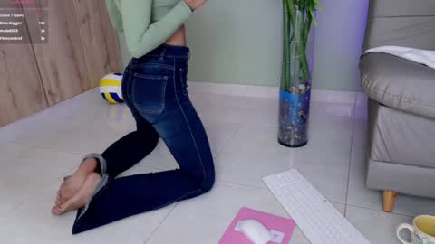    online show from 01/26/25, 08:02
