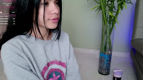    online show from 02/03/25, 07:52