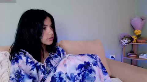    online show from 03/10/25, 05:07