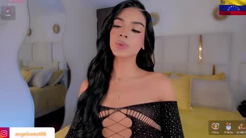 Snapshot of sweett_shinexx chatting on 01/06/26, 04:27 angel online show from 01/06/26, 04:27