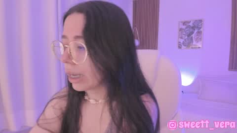 Veronicca online show from 12/19/24, 12:12