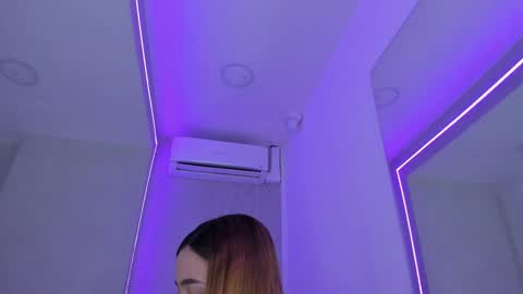 Snapshot of sweettammy_ chatting on 02/15/25, 05:07 Tammy online show from 02/15/25, 05:07