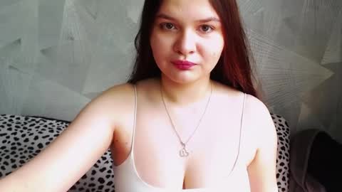 Snapshot of sweettchloe chatting on 06/11/26, 08:23 SweetTChloe online show from 06/11/26, 08:23