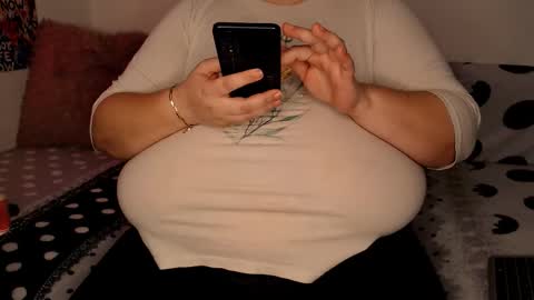 Maya online show from 11/21/25, 01:10