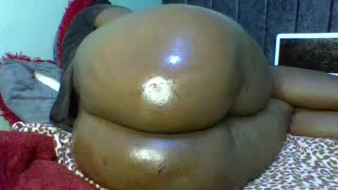 Snapshot of sweettrozzy chatting on 02/20/25, 07:08 sweettrozzy online show from 02/20/25, 07:08