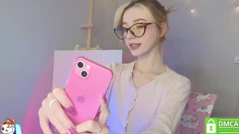 Elis  a little vacation Ill be here Saturday my schedules in bio online show from 02/09/25, 12:08