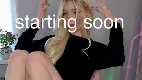 Snapshot of sweetuniporn chatting on 09/21/25, 09:22 Elis  a little vacation Ill be here Saturday my schedules in bio online show from 09/21/25, 09:22