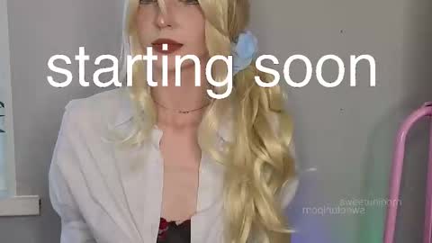 Snapshot of sweetuniporn chatting on 10/06/25, 06:11 Elis  a little vacation Ill be here Saturday my schedules in bio online show from 10/06/25, 06:11