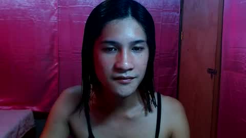 Snapshot of sweetvictoria2000 chatting on 06/24/26, 12:53 sweetvictoria2000 online show from 06/24/26, 12:53