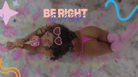 sweetviolet___ online show from 12/14/25, 11:59