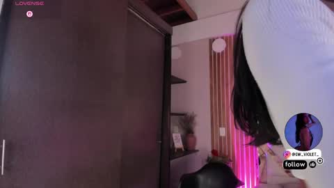 Snapshot of sweetviolet___ chatting on 04/07/26, 12:27 sweetviolet___ online show from 04/07/26, 12:27