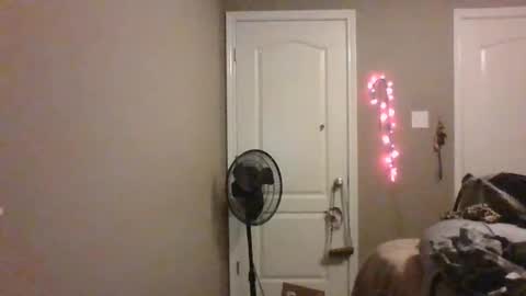 Snapshot of sweetwendi15 chatting on 03/04/25, 08:24 sweetwendi15 online show from 03/04/25, 08:24