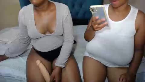 Snapshot of sweetwetebony2 chatting on 02/06/25, 06:02 sweetwetebony2 online show from 02/06/25, 06:02