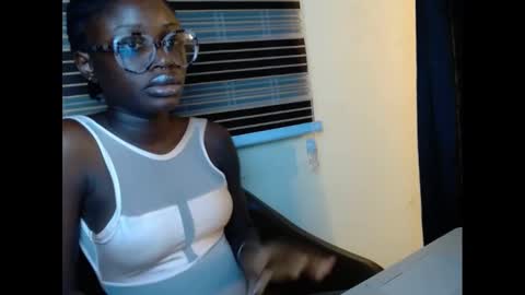 sweetxsucker online show from 02/24/25, 04:38