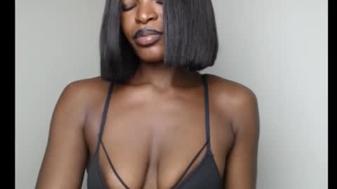 Snapshot of sweetxxboobsx chatting on 10/21/25, 08:37 sweetxxboobsx online show from 10/21/25, 08:37