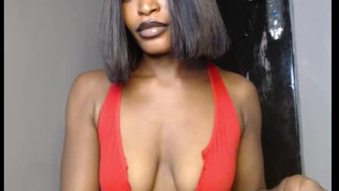 Snapshot of sweetxxboobsx chatting on 02/14/26, 10:12 sweetxxboobsx online show from 02/14/26, 10:12