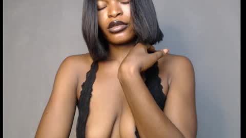Snapshot of sweetxxboobsx chatting on 02/24/26, 09:57 sweetxxboobsx online show from 02/24/26, 09:57
