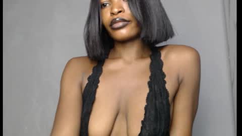 Snapshot of sweetxxboobsx chatting on 02/28/26, 01:17 sweetxxboobsx online show from 02/28/26, 01:17