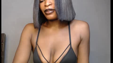 Snapshot of sweetxxboobsx chatting on 03/18/26, 08:28 sweetxxboobsx online show from 03/18/26, 08:28