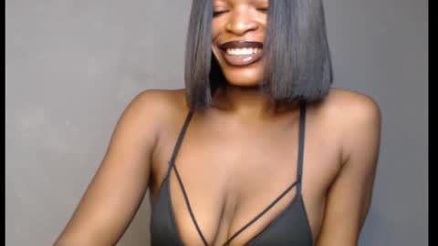 Snapshot of sweetxxboobsx chatting on 03/20/26, 07:02 sweetxxboobsx online show from 03/20/26, 07:02