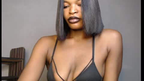 Snapshot of sweetxxboobsx chatting on 04/16/26, 03:02 sweetxxboobsx online show from 04/16/26, 03:02
