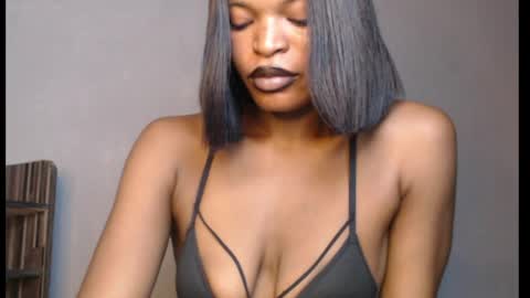 Snapshot of sweetxxboobsx chatting on 04/19/26, 09:08 sweetxxboobsx online show from 04/19/26, 09:08