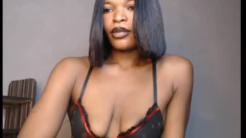 Snapshot of sweetxxboobsx chatting on 04/20/26, 08:17 sweetxxboobsx online show from 04/20/26, 08:17