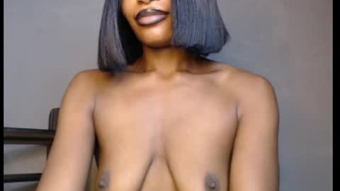 Snapshot of sweetxxboobsx chatting on 04/29/26, 04:00 sweetxxboobsx online show from 04/29/26, 04:00