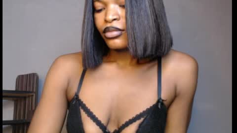 Snapshot of sweetxxboobsx chatting on 05/18/26, 08:42 sweetxxboobsx online show from 05/18/26, 08:42