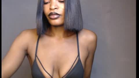 Snapshot of sweetxxboobsx chatting on 06/17/26, 08:28 sweetxxboobsx online show from 06/17/26, 08:28