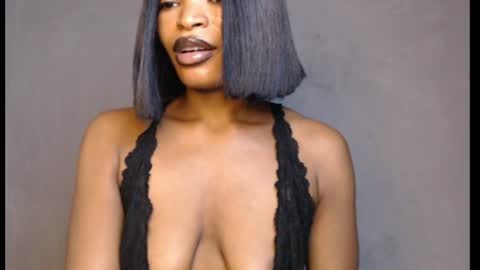 Snapshot of sweetxxboobsx chatting on 06/20/26, 08:28 sweetxxboobsx online show from 06/20/26, 08:28