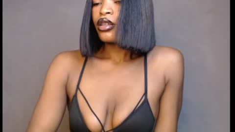 Snapshot of sweetxxboobsx chatting on 06/23/26, 08:12 sweetxxboobsx online show from 06/23/26, 08:12