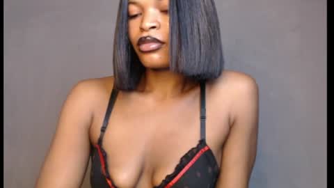 Snapshot of sweetxxboobsx chatting on 06/26/26, 07:46 sweetxxboobsx online show from 06/26/26, 07:46