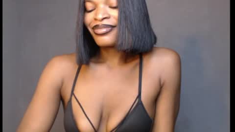 Snapshot of sweetxxboobsx chatting on 07/15/26, 08:19 sweetxxboobsx online show from 07/15/26, 08:19